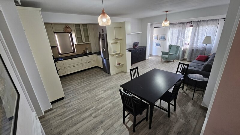 Titan, Aleea Ninsorii,