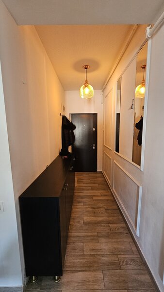 Titan, Aleea Ninsorii,